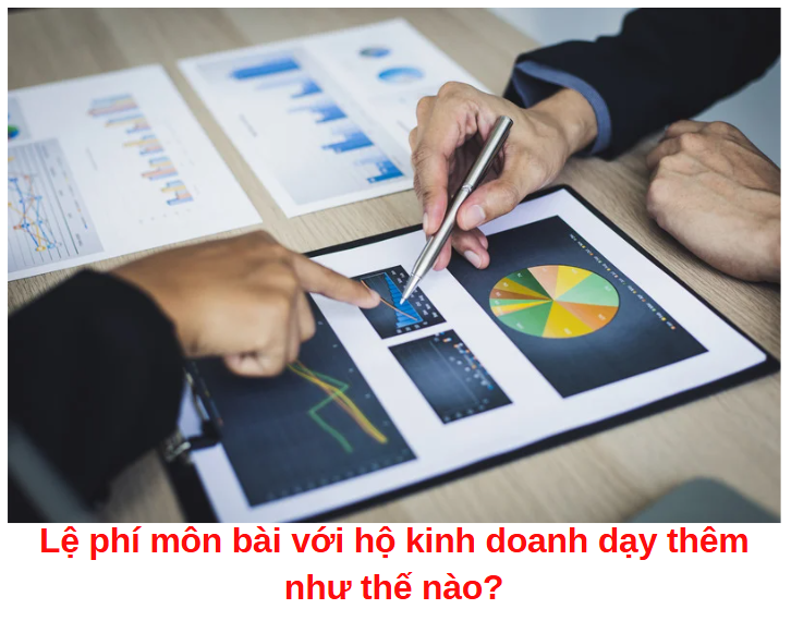 le-phi-mon-bai-voi-ho-kinh-doanh-day-them-nhu-the-nao